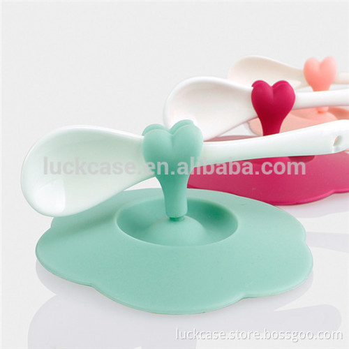 2017 New Design Customzied Heart Shaped Reusable Silicone Cup Cover / Silicone Lid